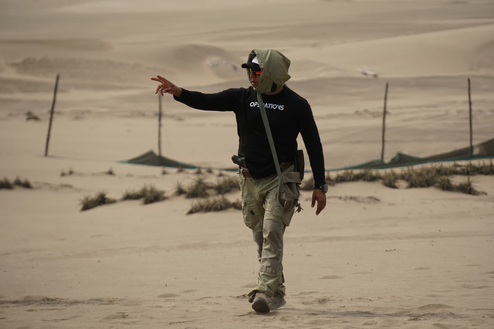 Profesional de High Risk Operations durante una actividad en el terreno.