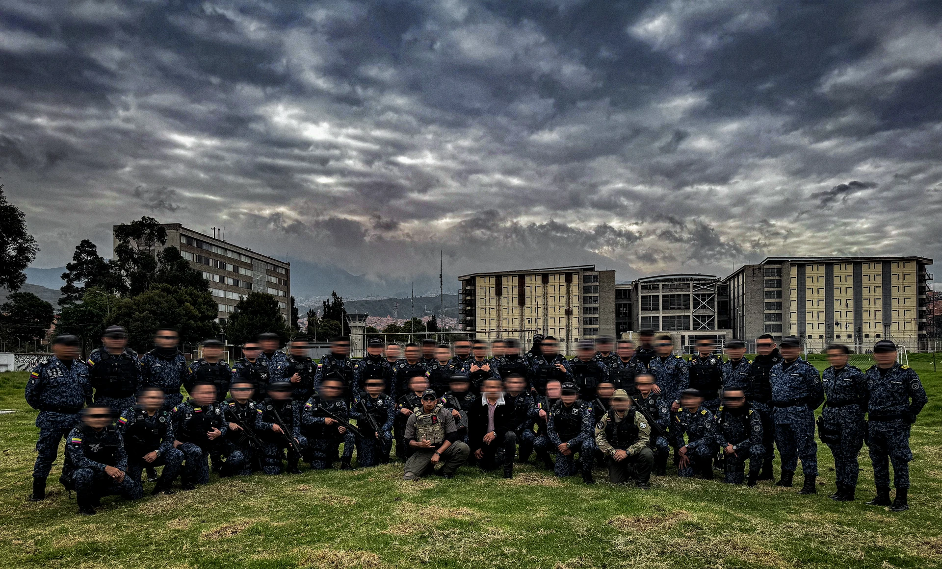 Fotografía de grupo de profesionales durante un encuentro de formación.